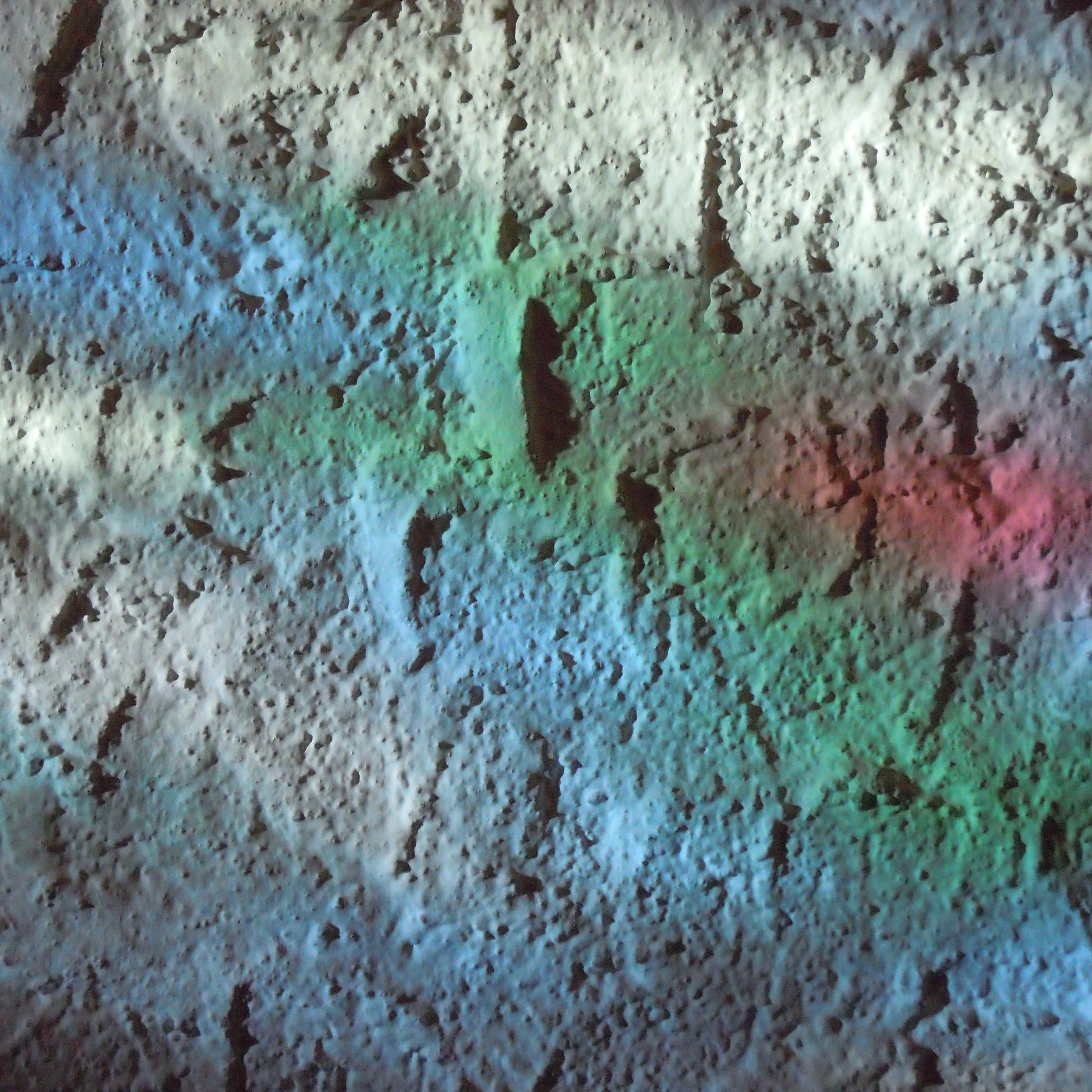 mur église abbaye pradines
